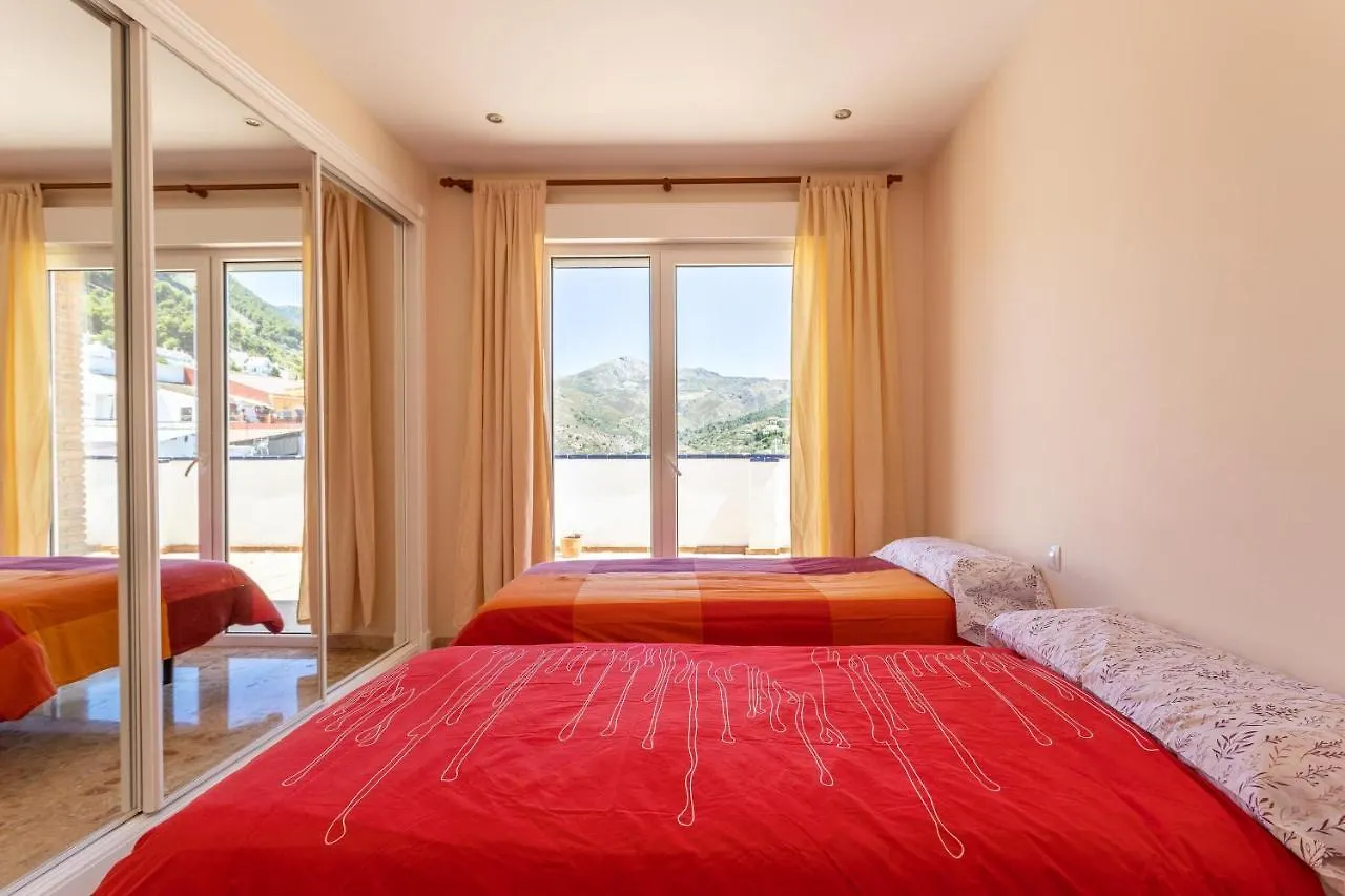 Atico Alcaucin Apartment